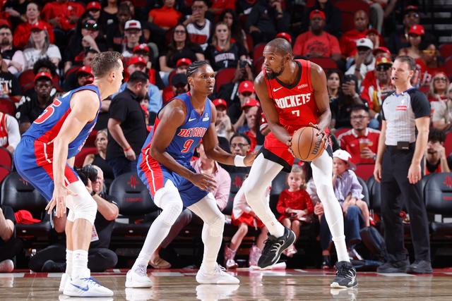 开云平台中国欧篮联赛程吃紧，迈阿密热火今晚战术微调，震撼外界，轮换策略成焦点的简单介绍